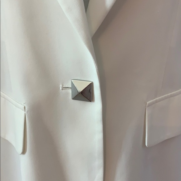 Silver Studded White ”Priorities” Blazer Size L - Picture 2 of 8